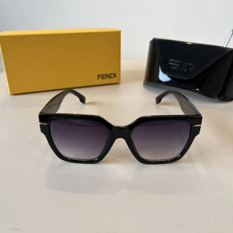 Functional Fendi Sunglasses 279216