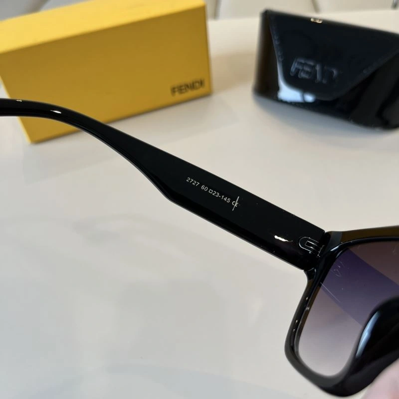 Functional Fendi Sunglasses 279216