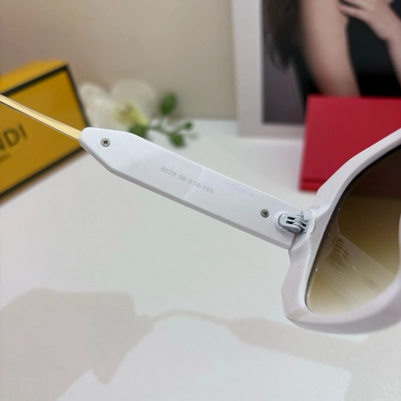 Fendi Sunglasses NewStyle 279207
