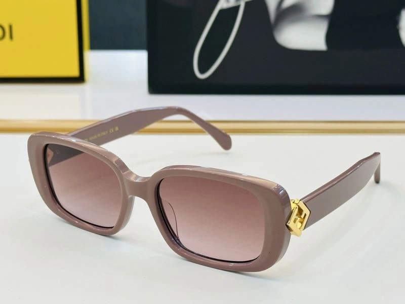 Fendi Sunglasses Refined 279225