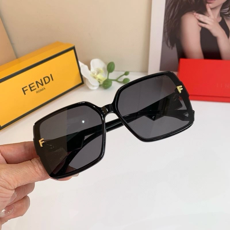 Fendi Sunglasses ComfortFit 279210