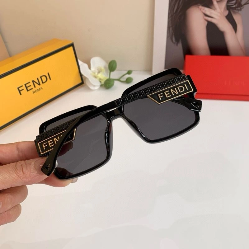 Fendi Sunglasses ComfortFit 279210