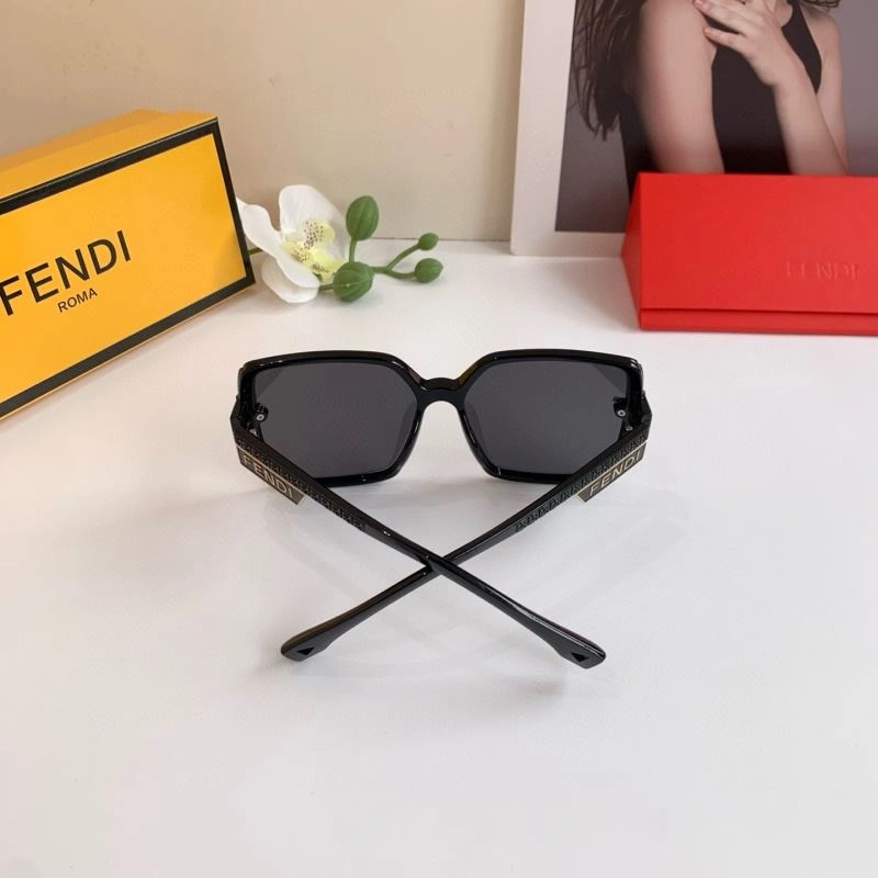 Fendi Sunglasses ComfortFit 279210
