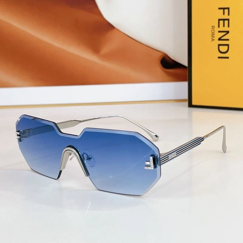 AllSeason Fendi Sunglasses 279214