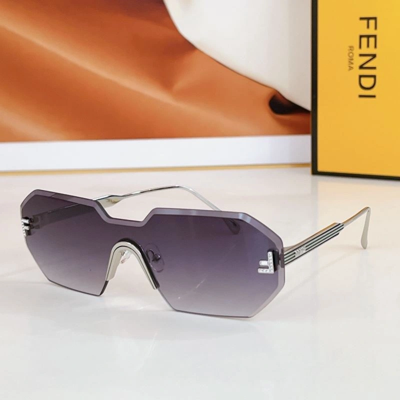 AllSeason Fendi Sunglasses 279214