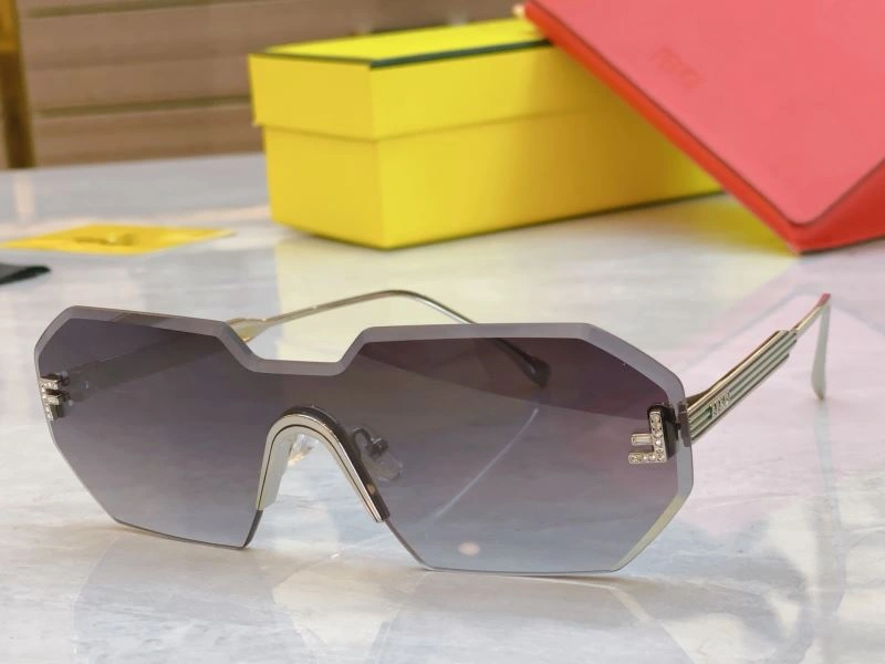 Trendsetting Fendi Sunglasses 279193