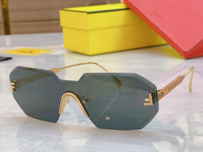 Trendsetting Fendi Sunglasses 279193