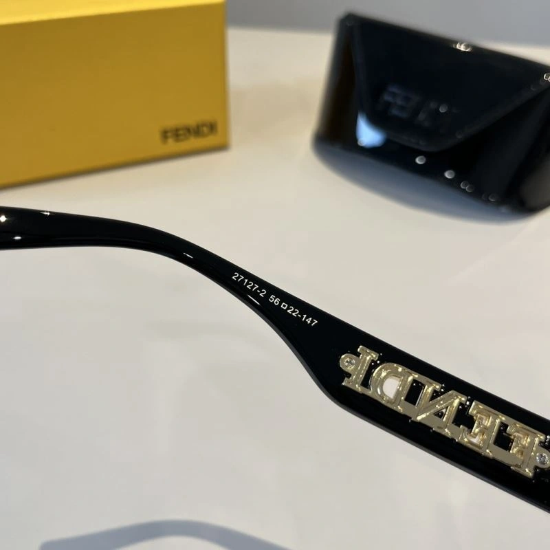 SmartChoice Fendi Sunglasses 279282