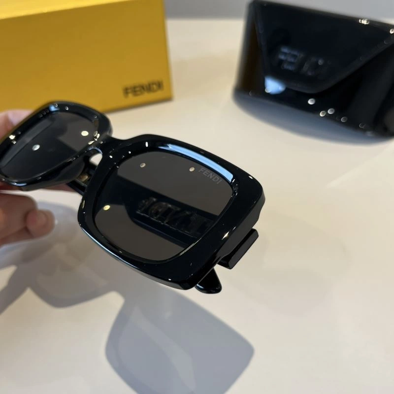 SmartChoice Fendi Sunglasses 279282