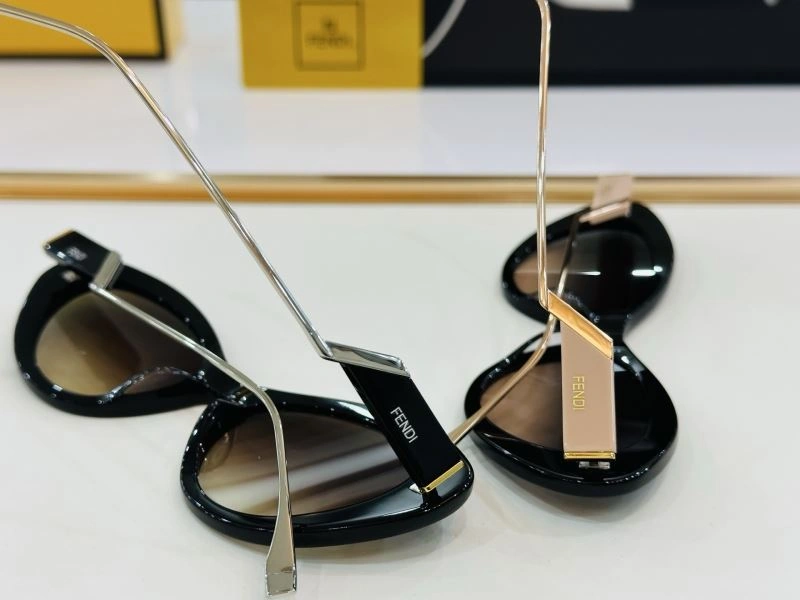 Flexible Fendi Sunglasses 279288
