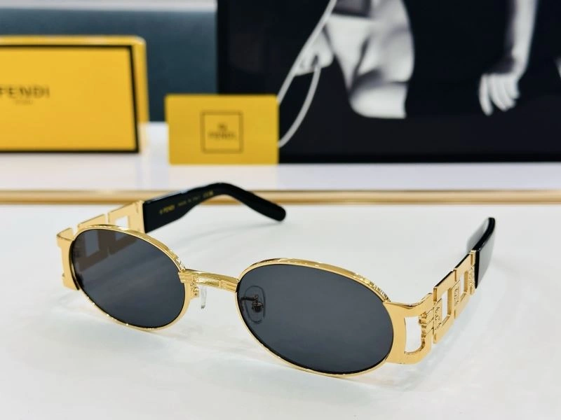Fendi Sunglasses Effortless 279274