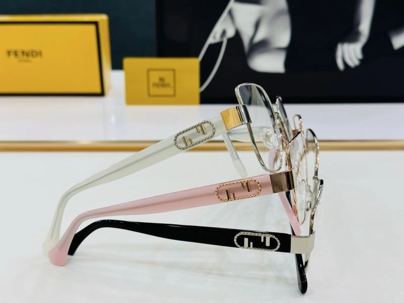 Snug Fendi Sunglasses 279268