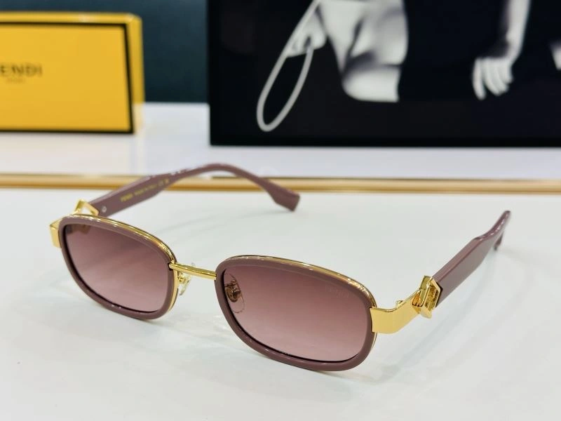 Fashionable Fendi Sunglasses 279249