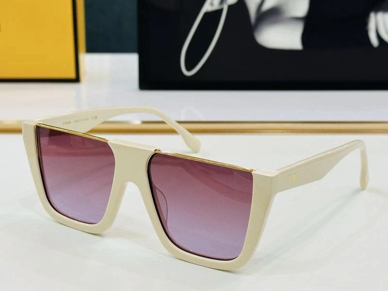 Fendi Sunglasses FashionForward 279247