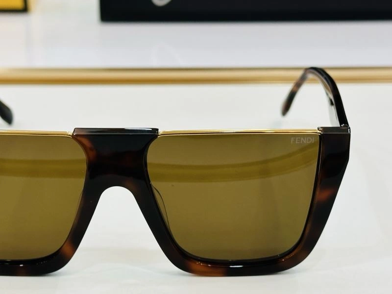 Fendi Sunglasses FashionForward 279247