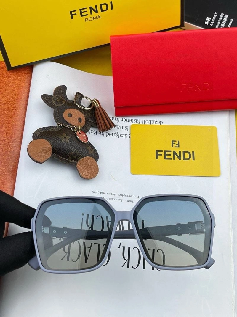 Fendi Sunglasses Bright 279257
