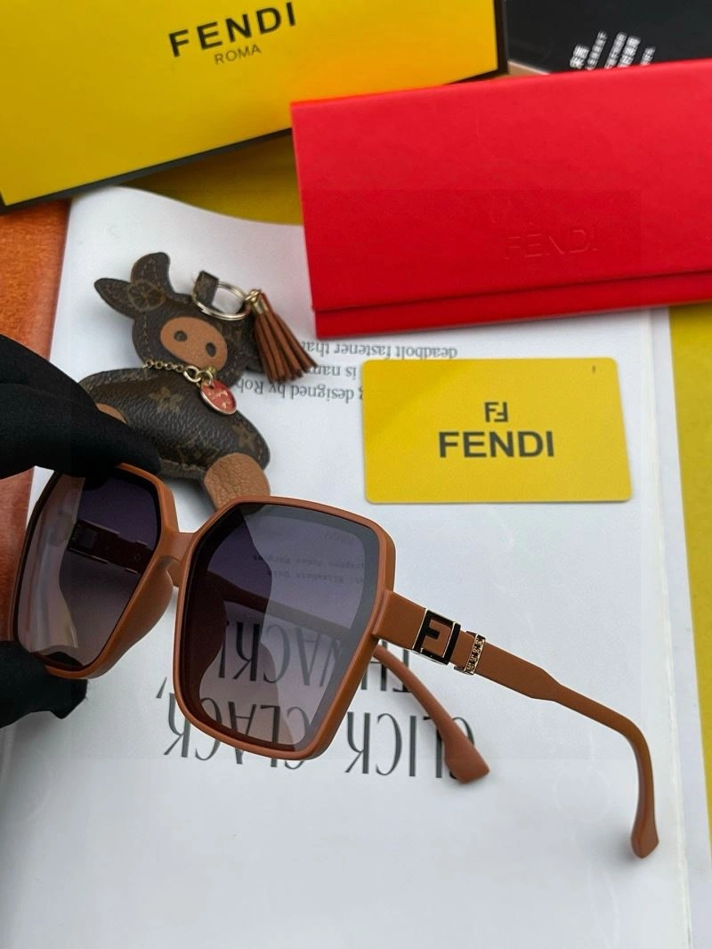 Fendi Sunglasses Bright 279257