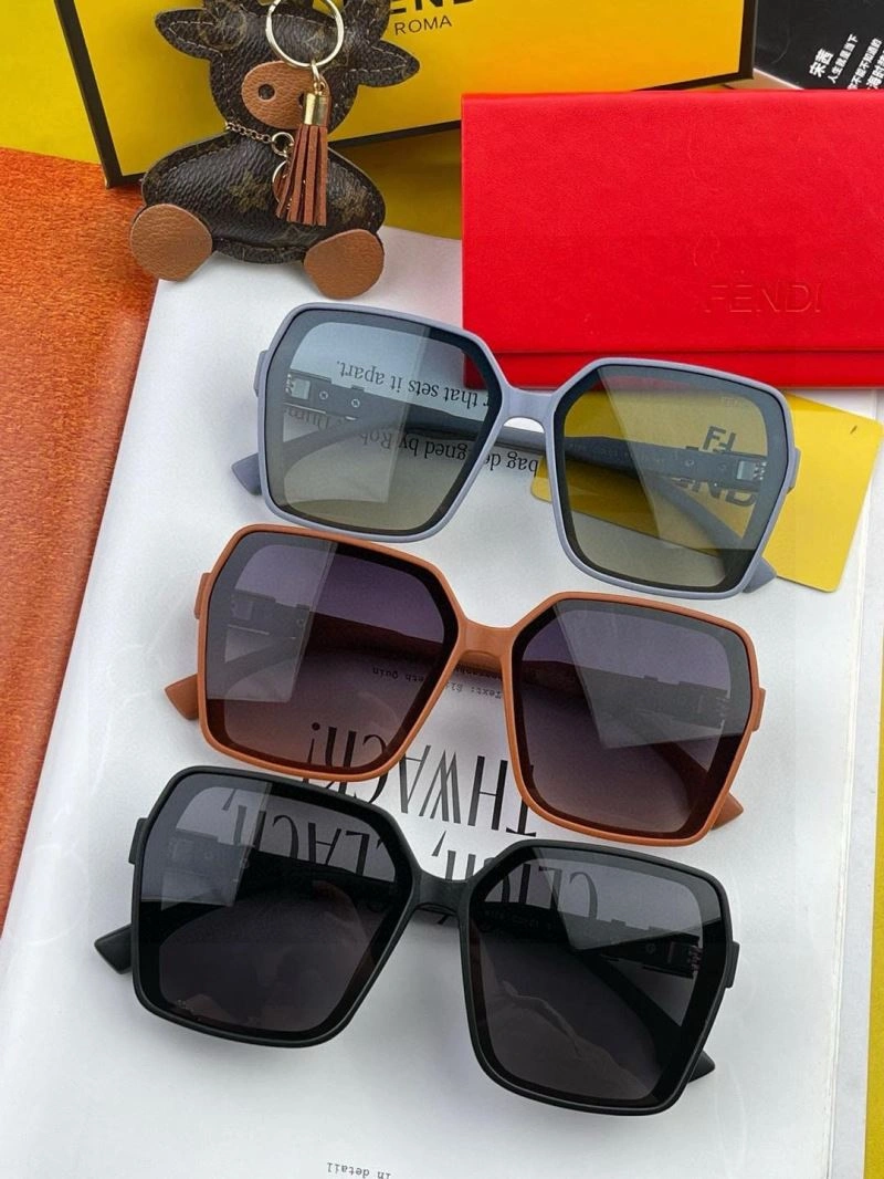 Fendi Sunglasses Bright 279257