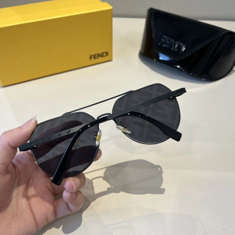 Fendi Sunglasses Attractive 279260