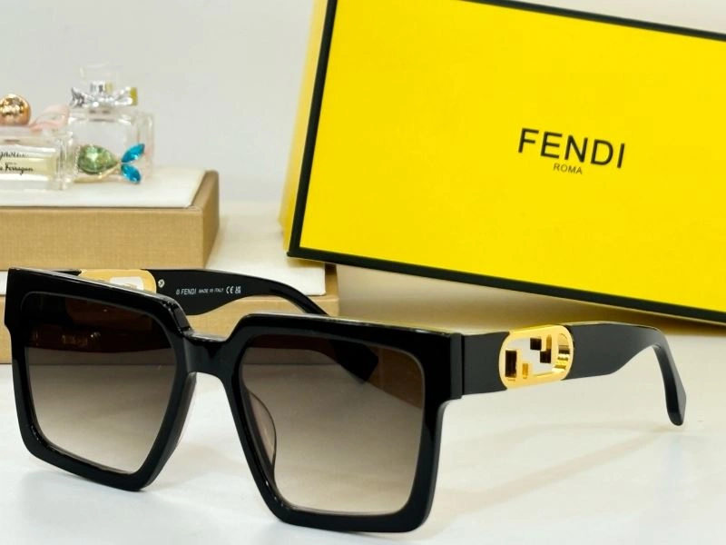 Fendi Sunglasses Vibrant 279353