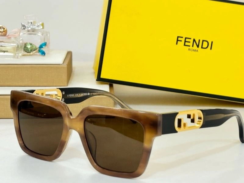 Fendi Sunglasses Vibrant 279353