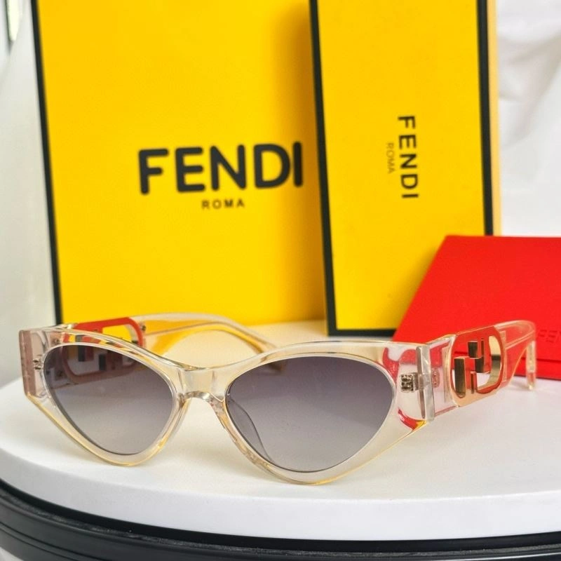 Fendi Sunglasses Durable 279352