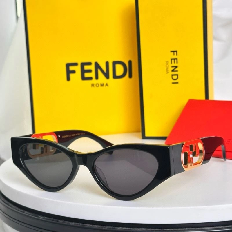 Fendi Sunglasses Durable 279352
