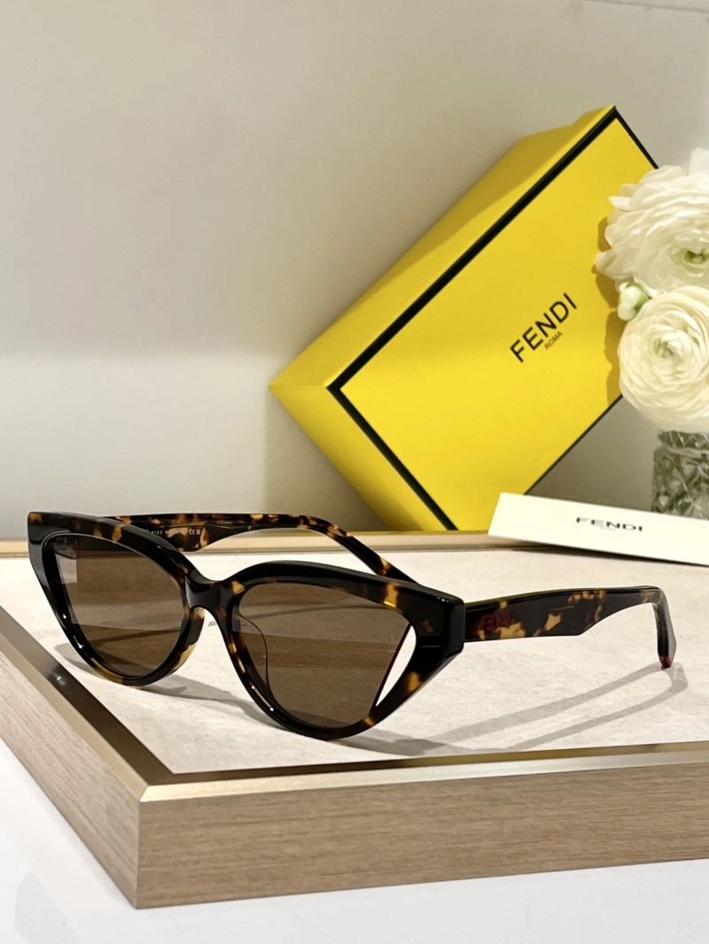 Fendi Sunglasses Soft 279345