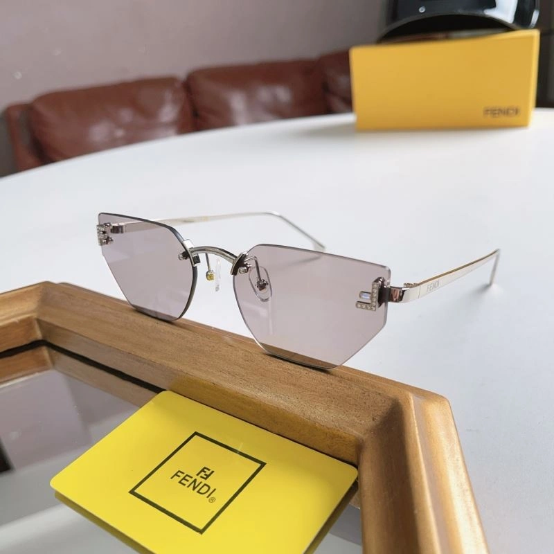 Popular Fendi Sunglasses 279322