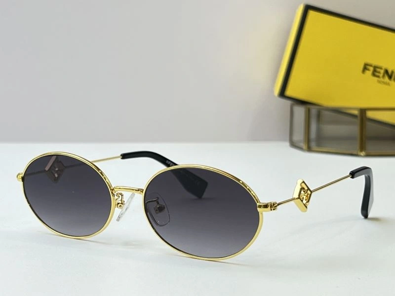 Fendi Sunglasses Resilient 279320