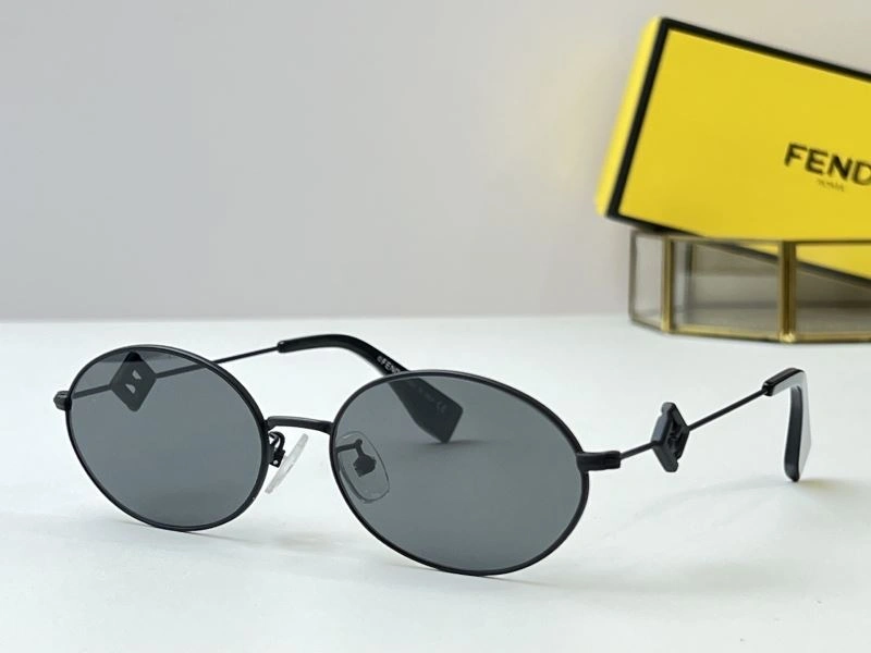 Fendi Sunglasses Resilient 279320