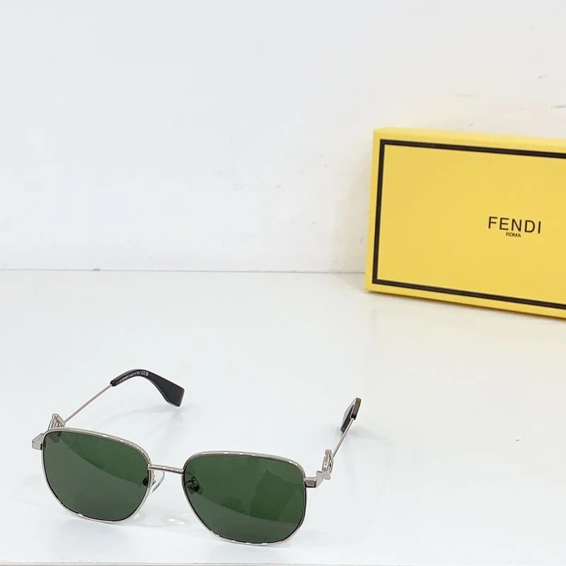 Fendi Sunglasses RelaxedFit 279319