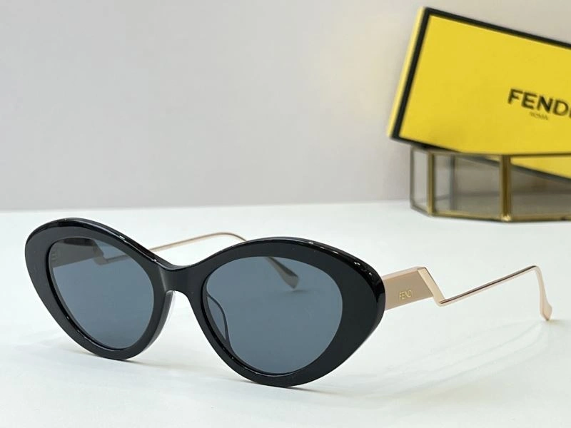 Sustainable Fendi Sunglasses 279318