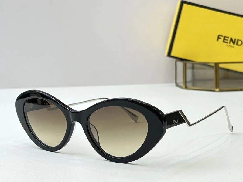 Sustainable Fendi Sunglasses 279318