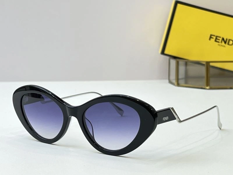 Sustainable Fendi Sunglasses 279318