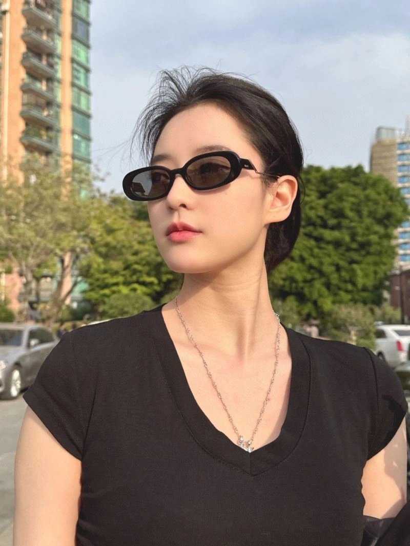 Fendi Sunglasses Trendsetting 279316