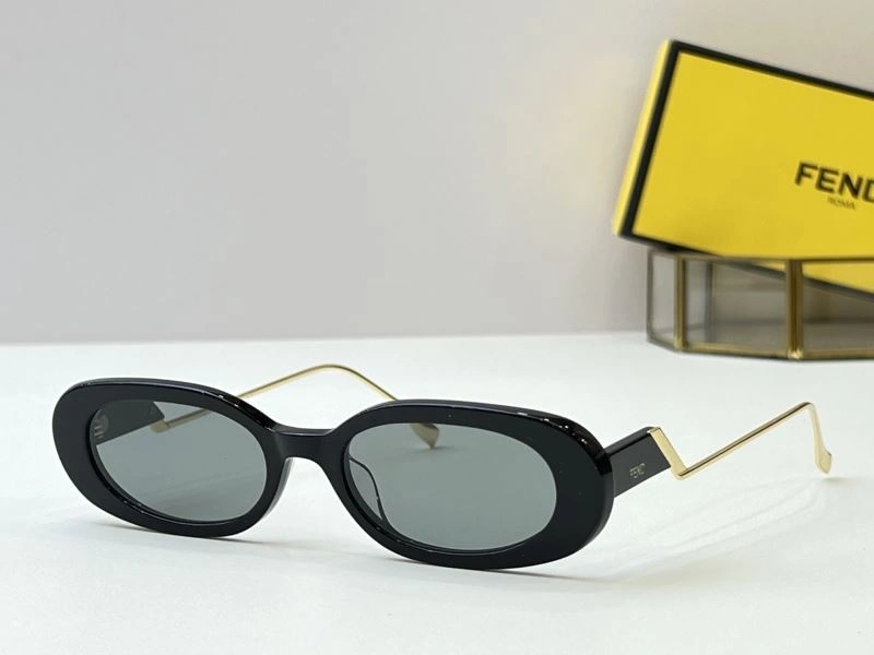 Fendi Sunglasses Trendsetting 279316