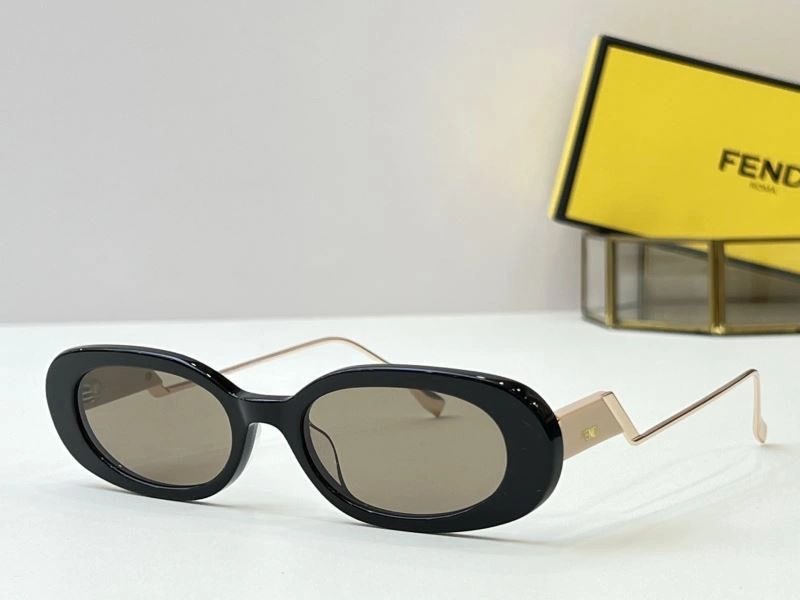 Fendi Sunglasses Trendsetting 279316