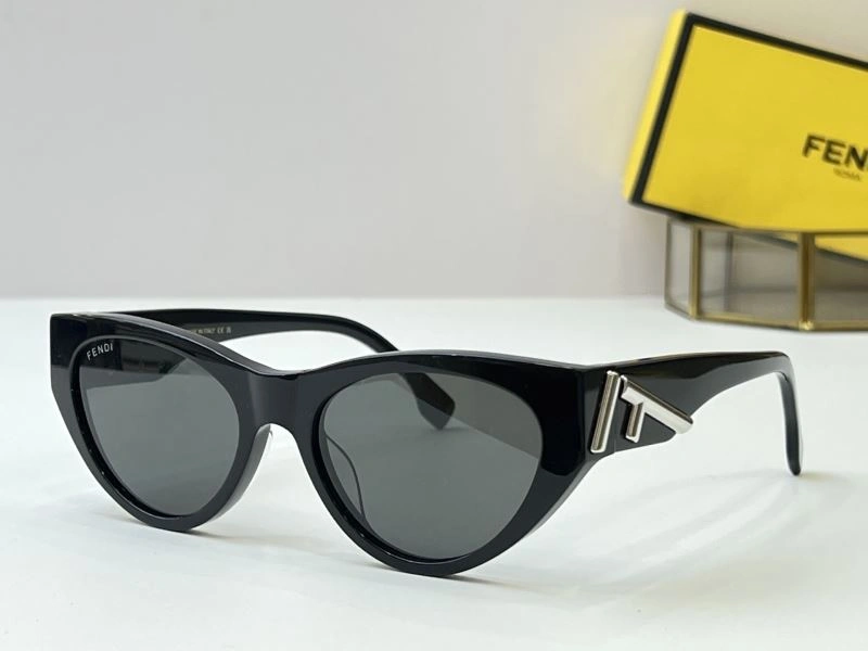 TravelReady Fendi Sunglasses 279314