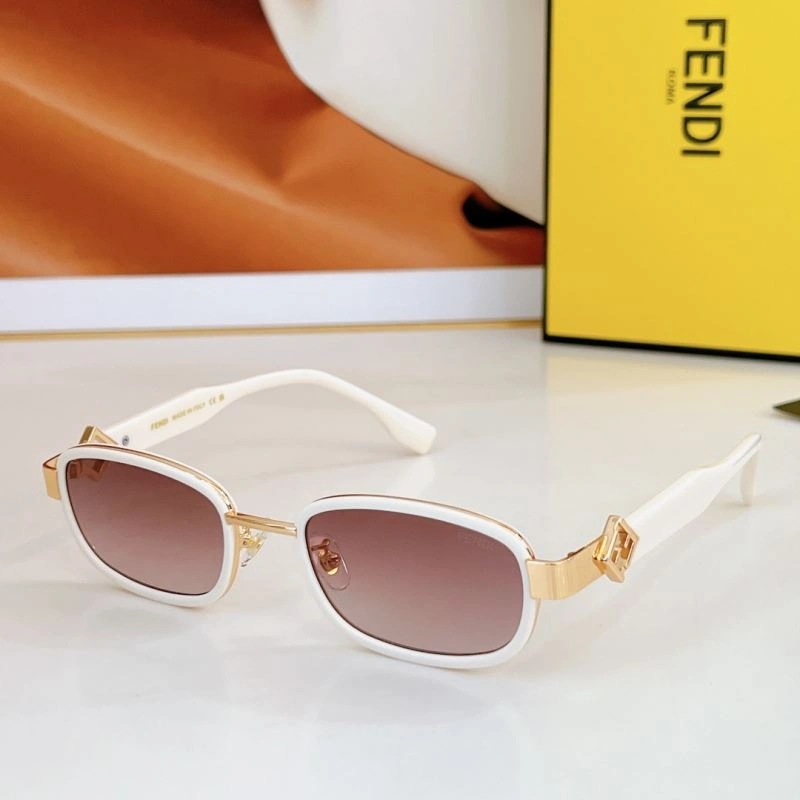 Youthful Fendi Sunglasses 279313