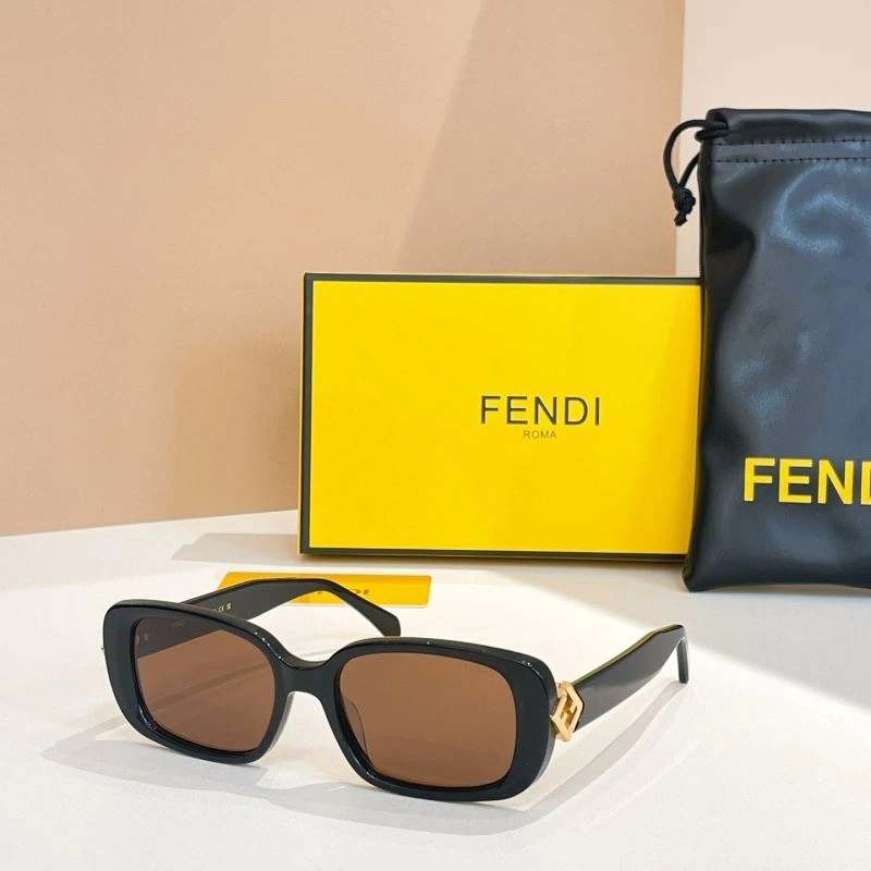 Sporty Fendi Sunglasses 279291