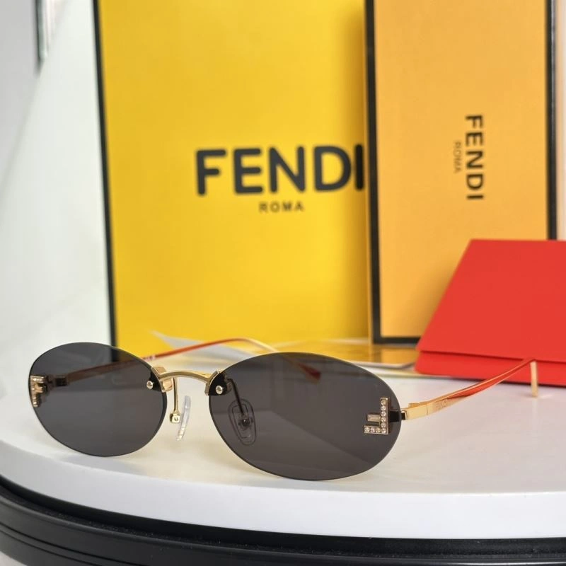 Refined Fendi Sunglasses 279296