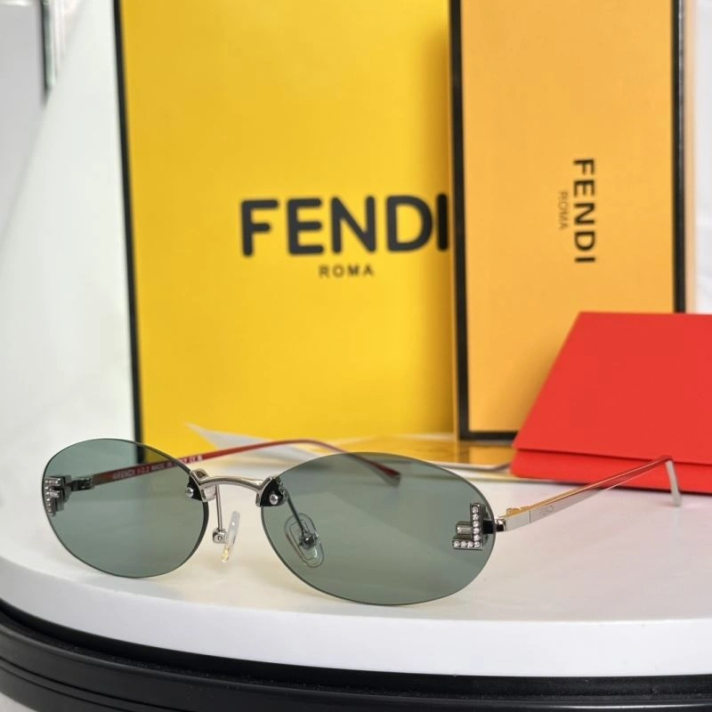 Refined Fendi Sunglasses 279296
