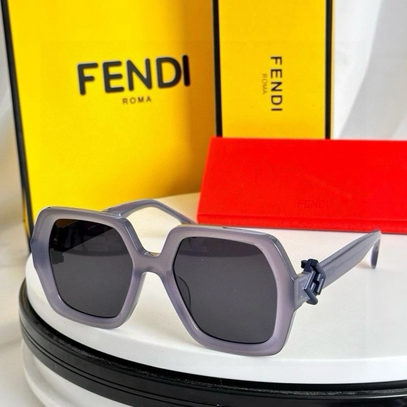 Fendi Sunglasses Durable 279295