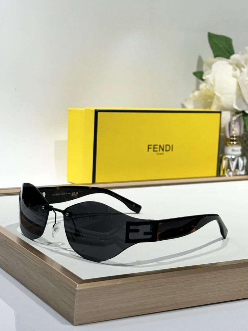 Fendi Sunglasses Bold 279297