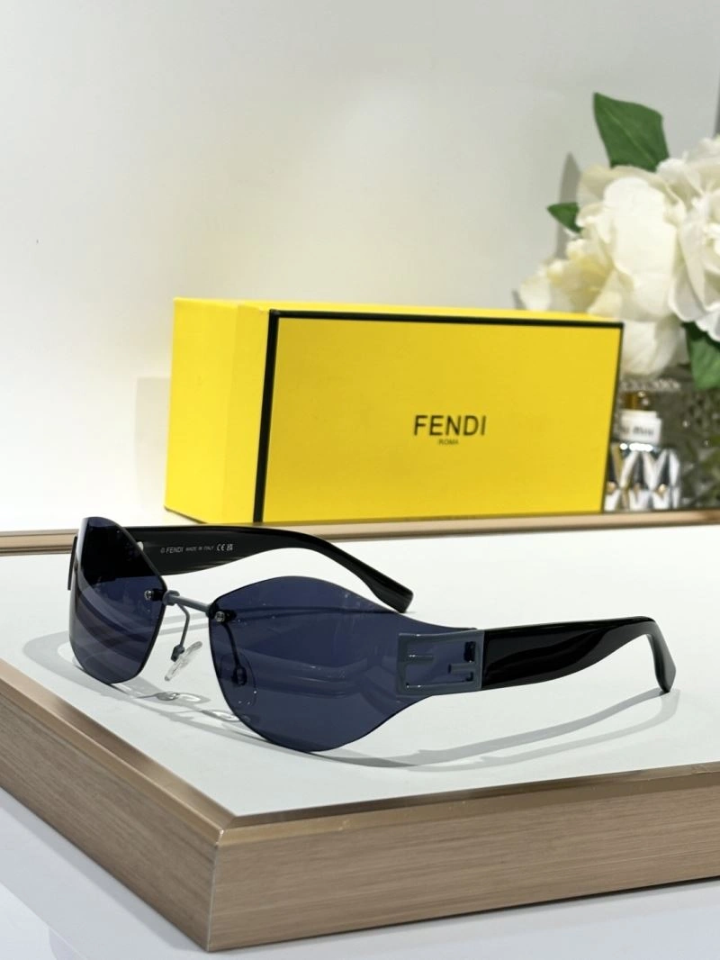 Fendi Sunglasses Bold 279297
