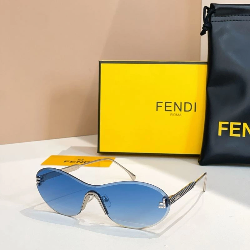 Sporty Fendi Sunglasses 279299