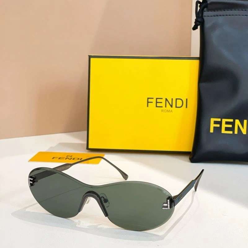 Sporty Fendi Sunglasses 279299