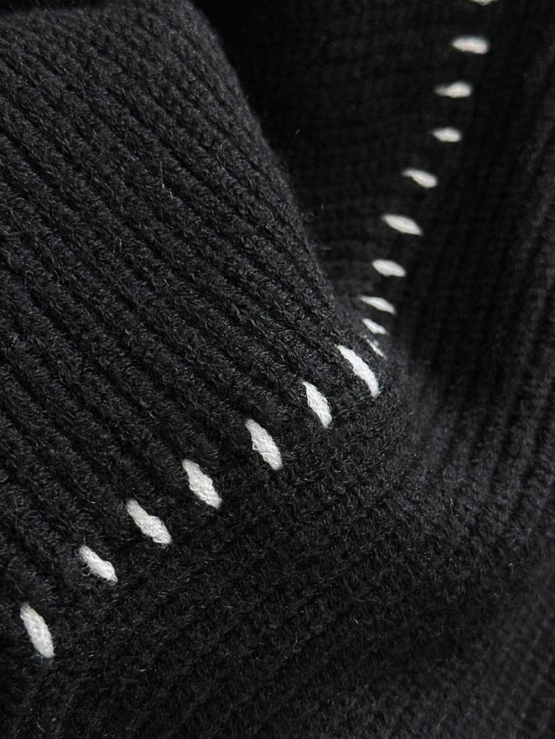 Fendi Sweaters Comfortable 123084