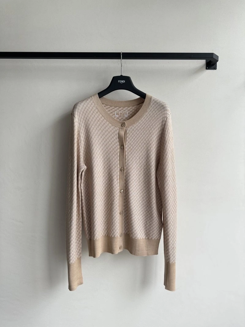 Sporty Fendi Sweaters 120561